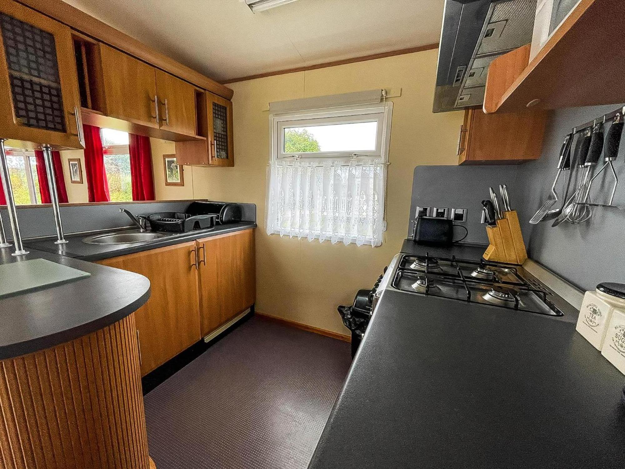 Great Dog Friendly Caravan To Hire With Field Views In Norfolk Ref 10132B Belton with Browston Exterior photo